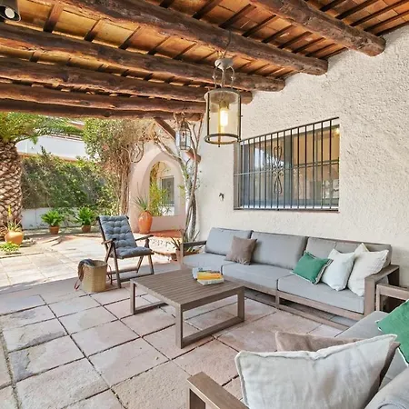 Casa Alba Garden & Calm Holiday home