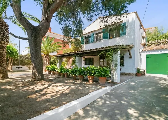 Casa Alba Garden & Calm Feriehus Sitges